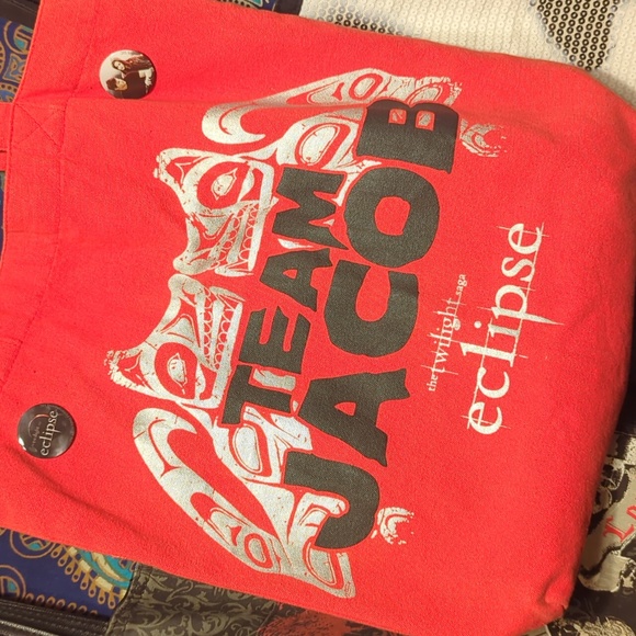 Vampire Totes (3 pack) - Twilight Team Jacob - Picture 2 of 6